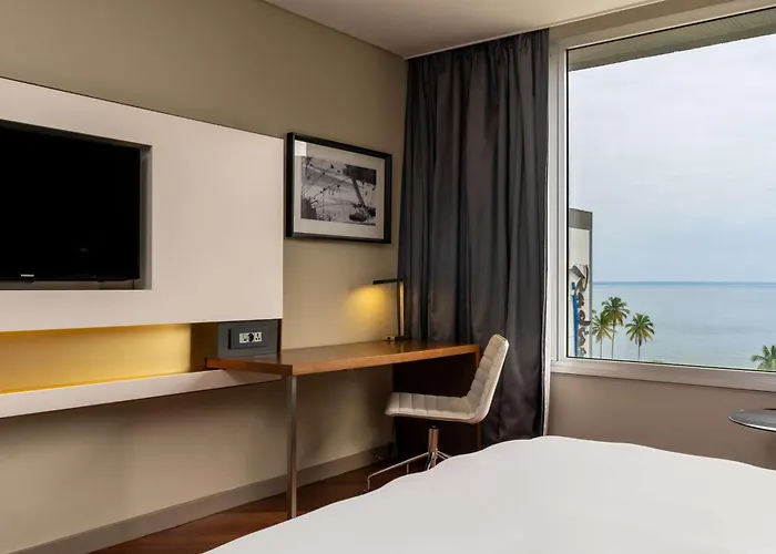 Radisson Blu Okoume Palace